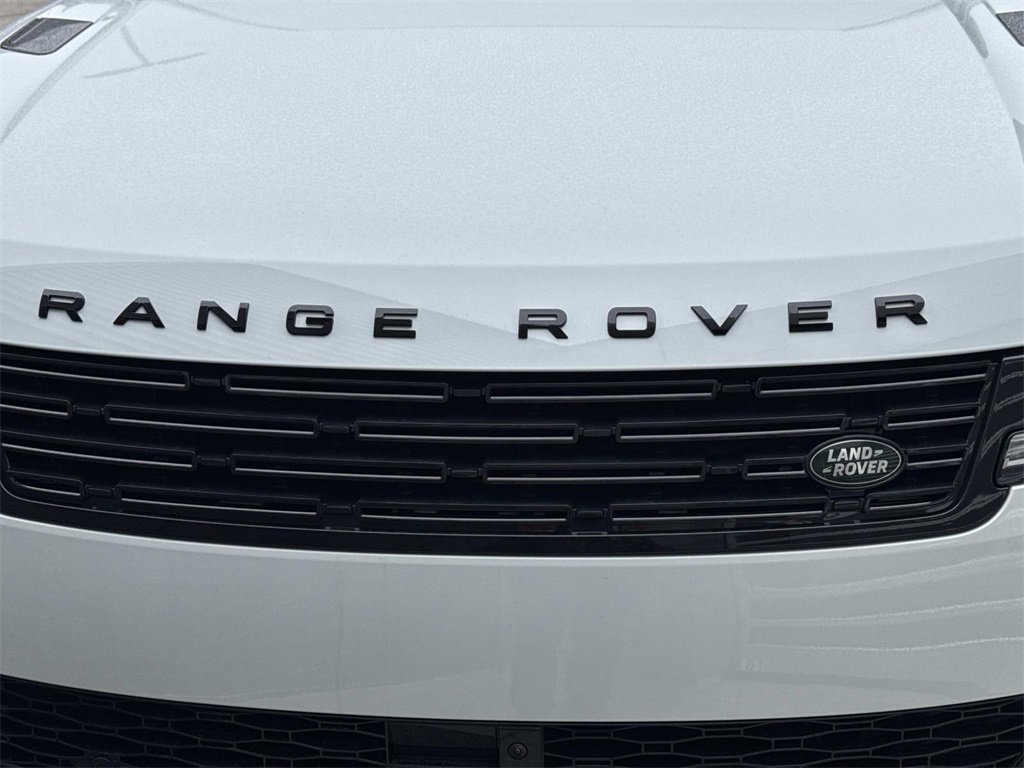 New 2026 Land Rover Range Rover Sport Dynamic SE image 11