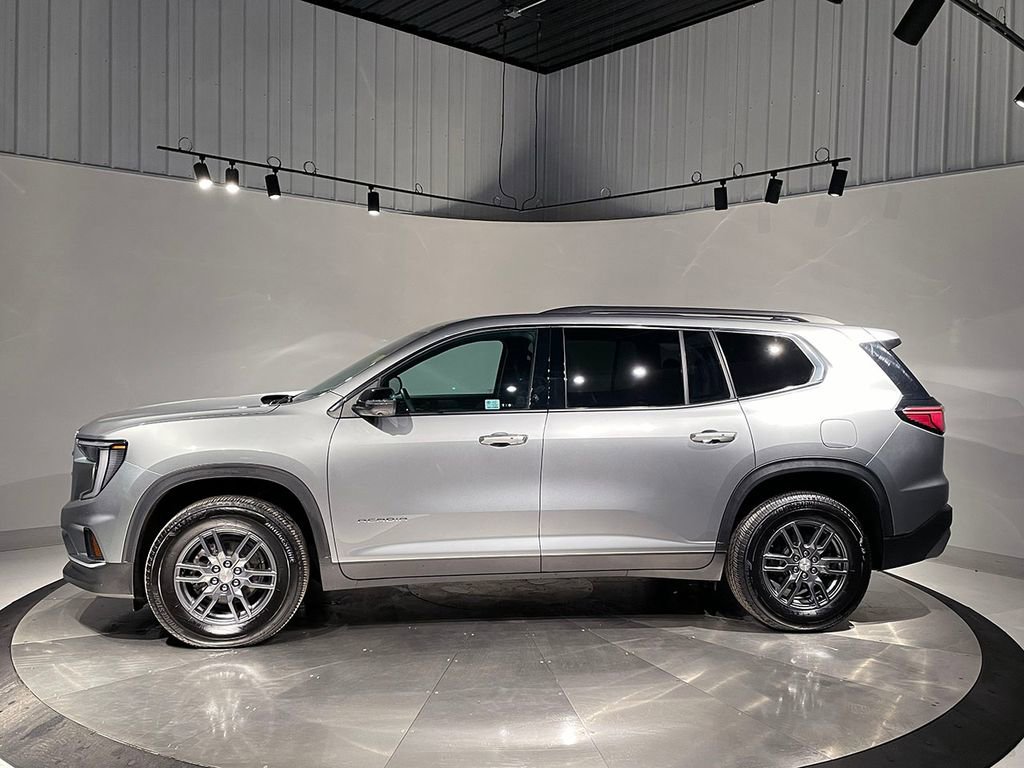 Used 2025 GMC Acadia Elevation image 15