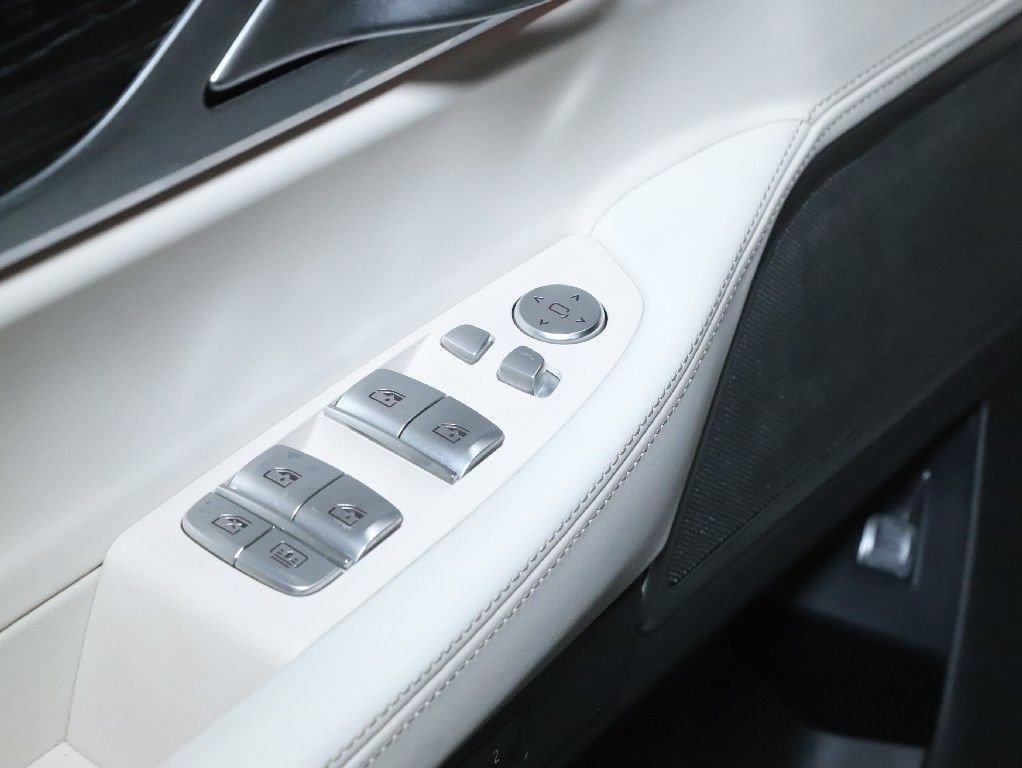 Used 2022 BMW 740i xDrive w/ Premium Package AWD/4WD image 20