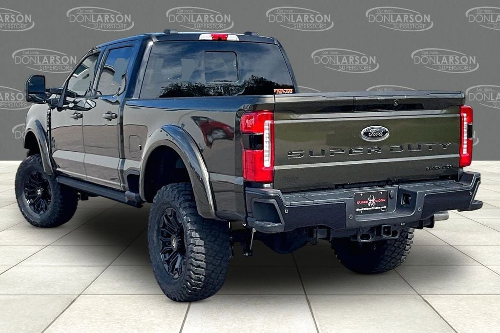 New 2026 Ford F250 Lariat w/ Black Appearance Package AWD/4WD image 3
