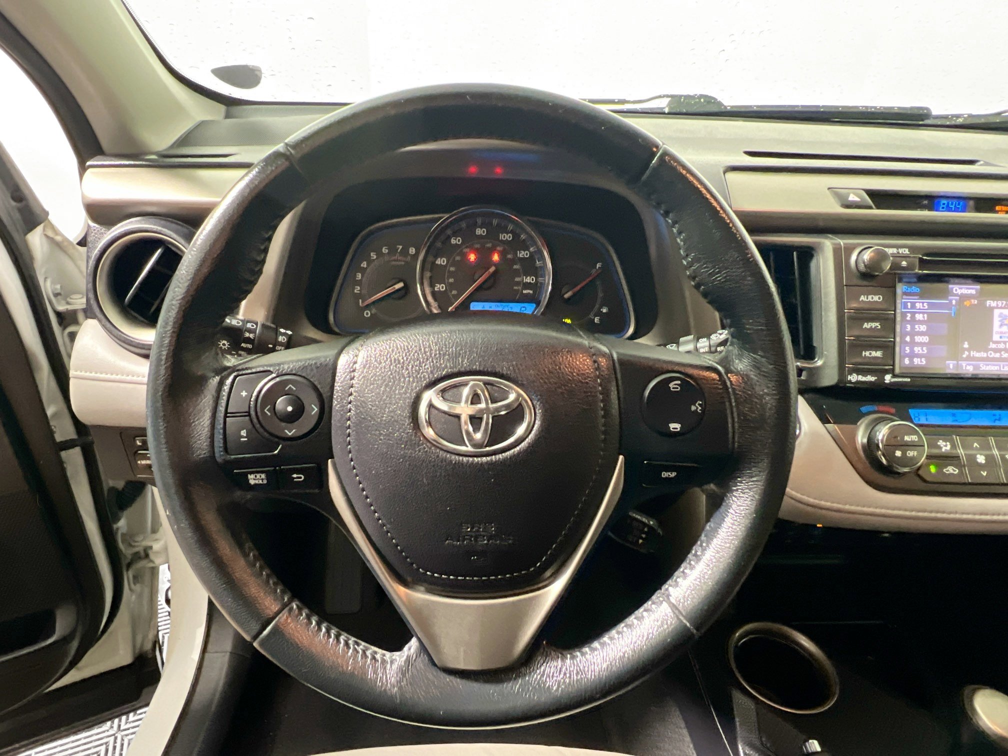 Used 2015 Toyota RAV4 Limited w/ Technology Package image 17