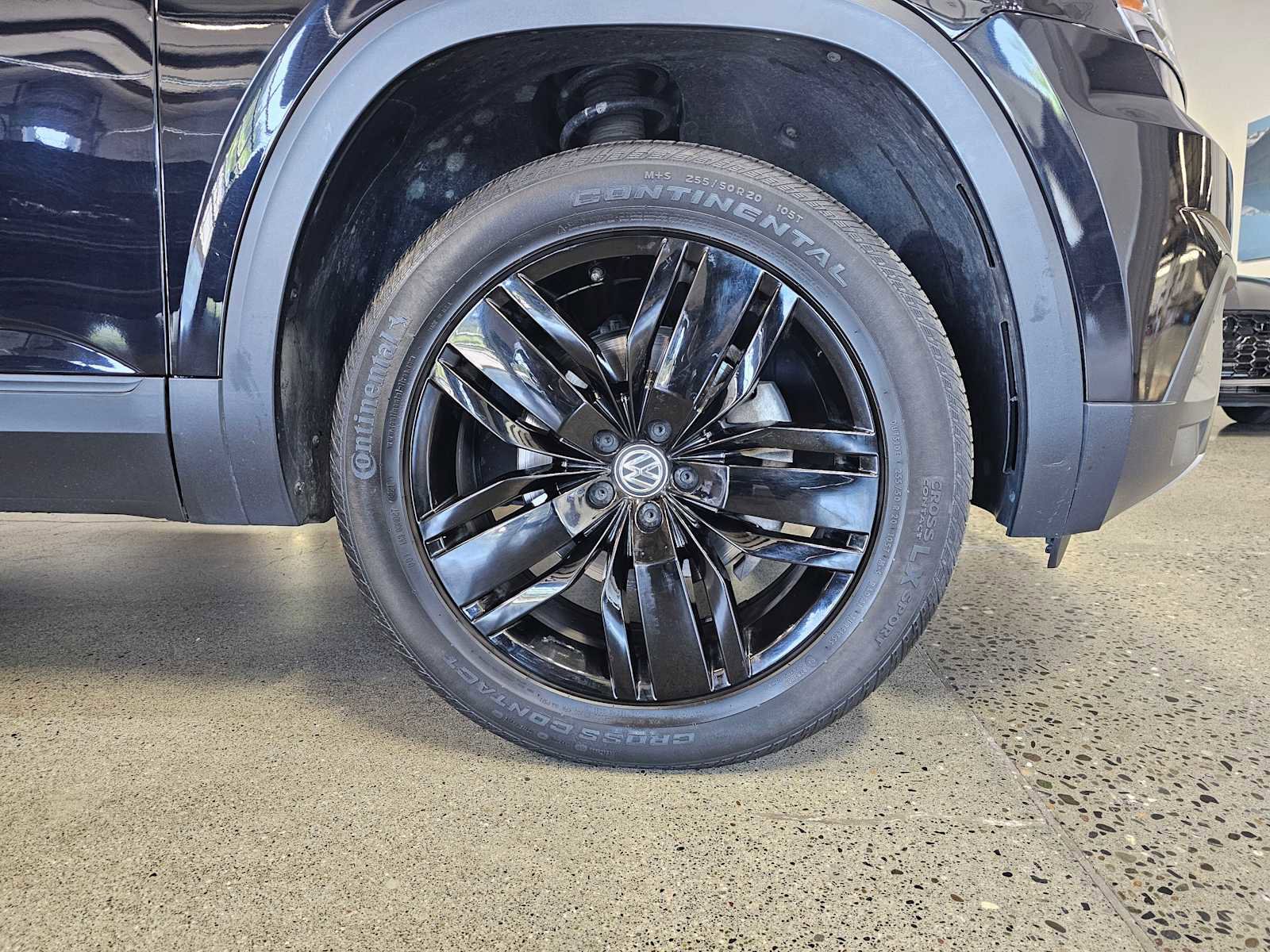 Used 2018 Volkswagen Atlas SE AWD/4WD image 9