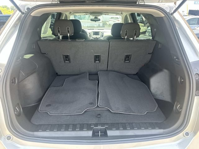 Used 2020 Chevrolet Equinox LS FWD image 16