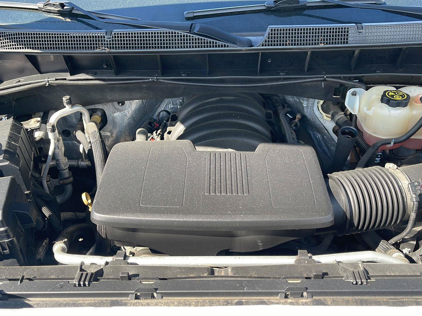 Used 2019 Chevrolet Silverado 1500 LTZ w/ LTZ Premium Package AWD/4WD image 34