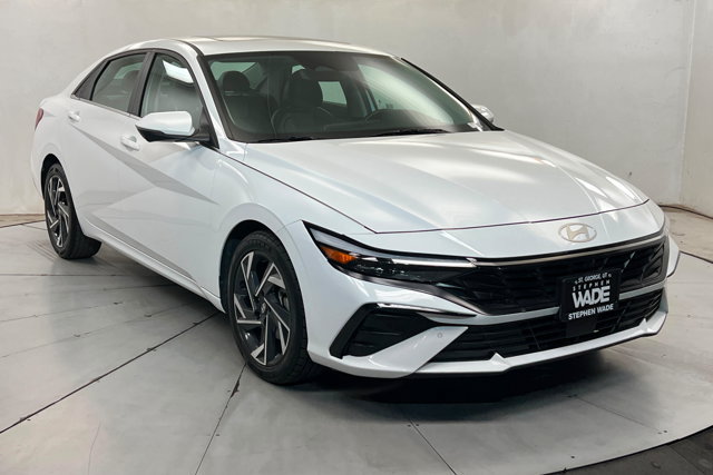 Used 2024 Hyundai Elantra Limited FWD image 7