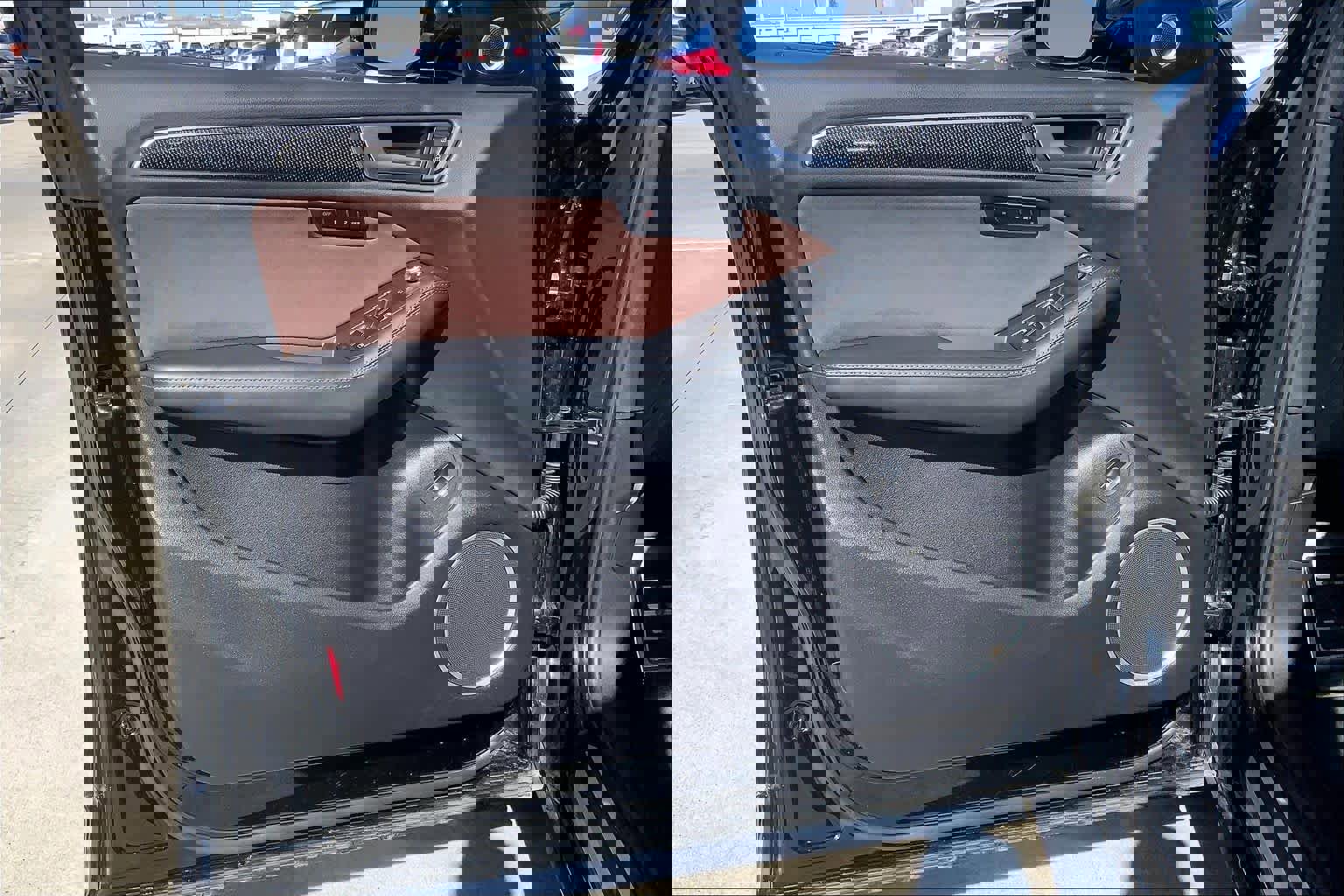 Used 2017 Audi SQ5 Premium Plus w/ Technology Package image 25