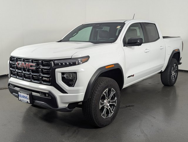 Used 2024 GMC Canyon AT4 w/ AT4 Premium Package image 4