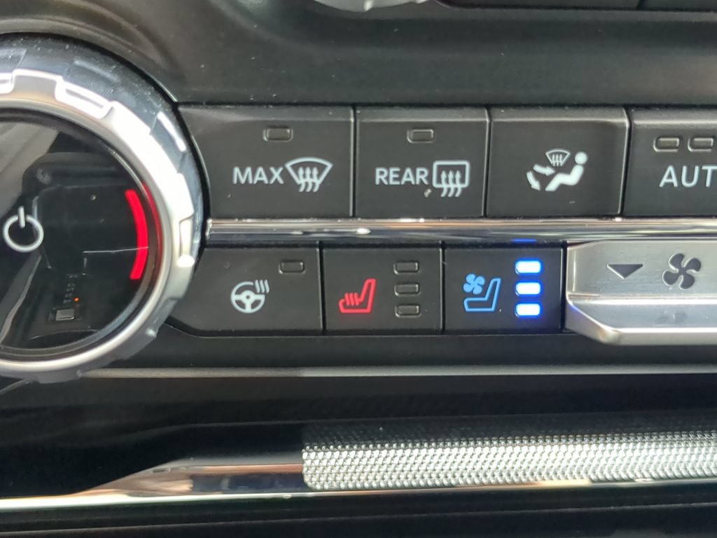 Used 2022 Ford F150 Platinum w/ Equipment Group 701A High AWD/4WD image 26