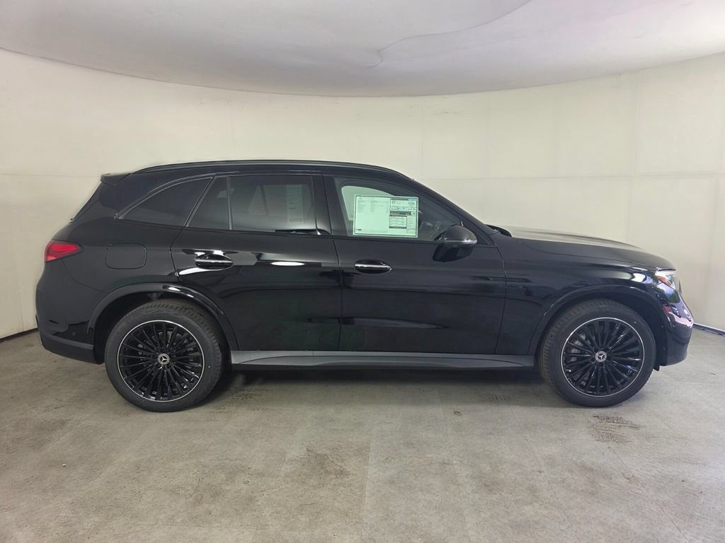 New 2026 Mercedes-Benz GLC 300 4MATIC image 3