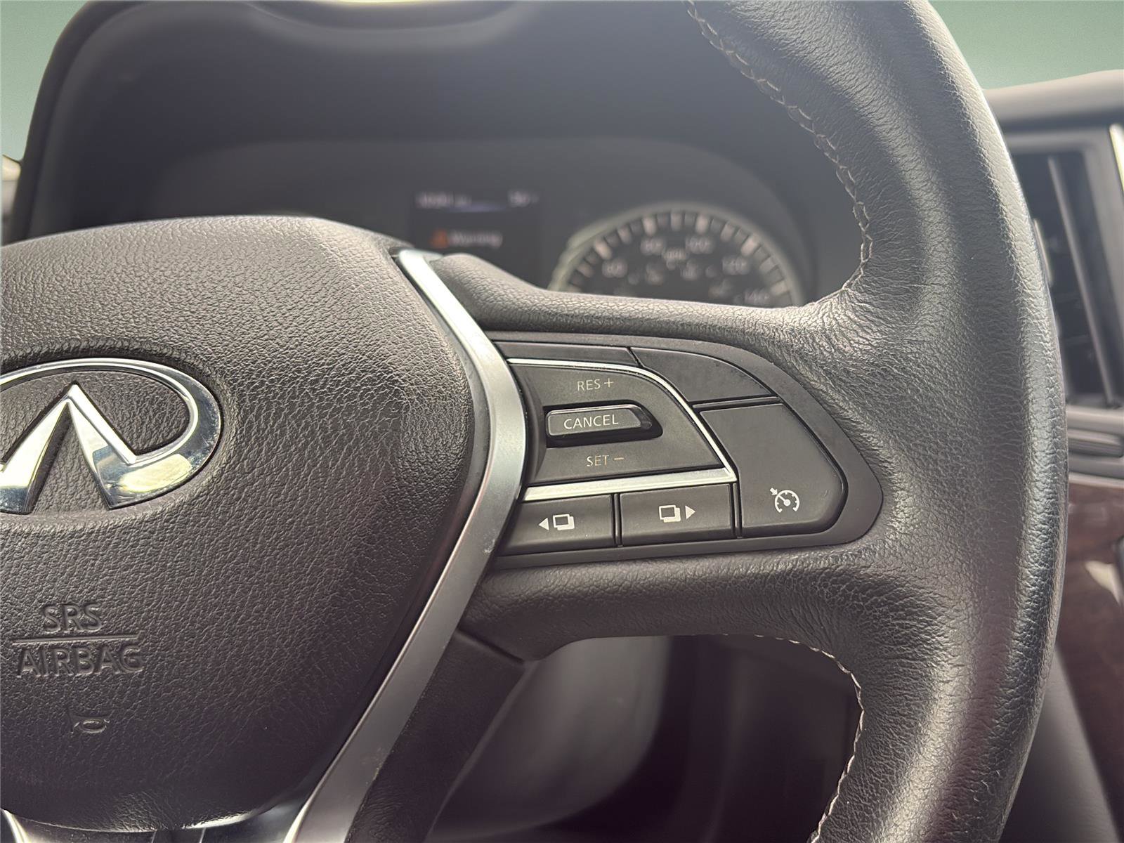 Used 2018 INFINITI Q50 Luxe w/ Essential Package (3.0T Luxe) image 24