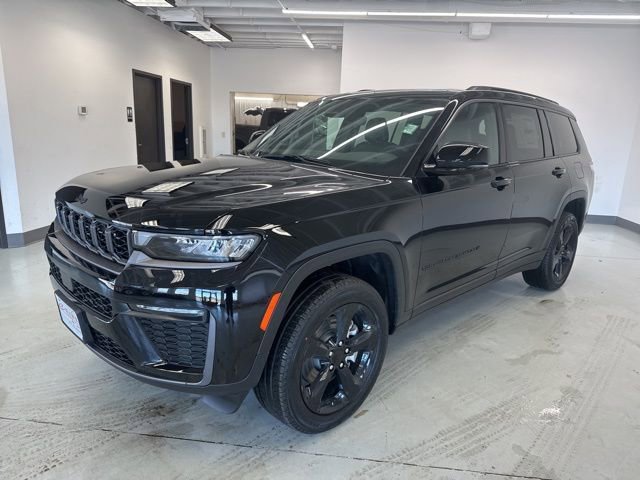 New 2026 Jeep Grand Cherokee L Limited w/ Limited Altitude Package image 3