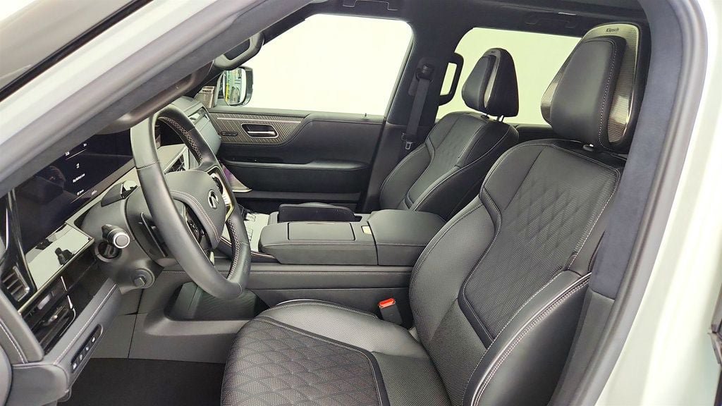 Used 2025 INFINITI QX80 Autograph AWD/4WD image 21
