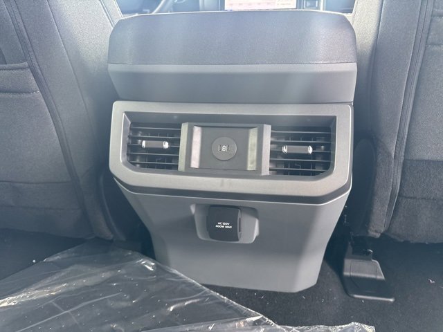 New 2026 Ford F250 XLT w/ XLT Premium Package image 19