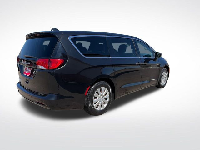 Used 2019 Chrysler Pacifica L FWD image 8