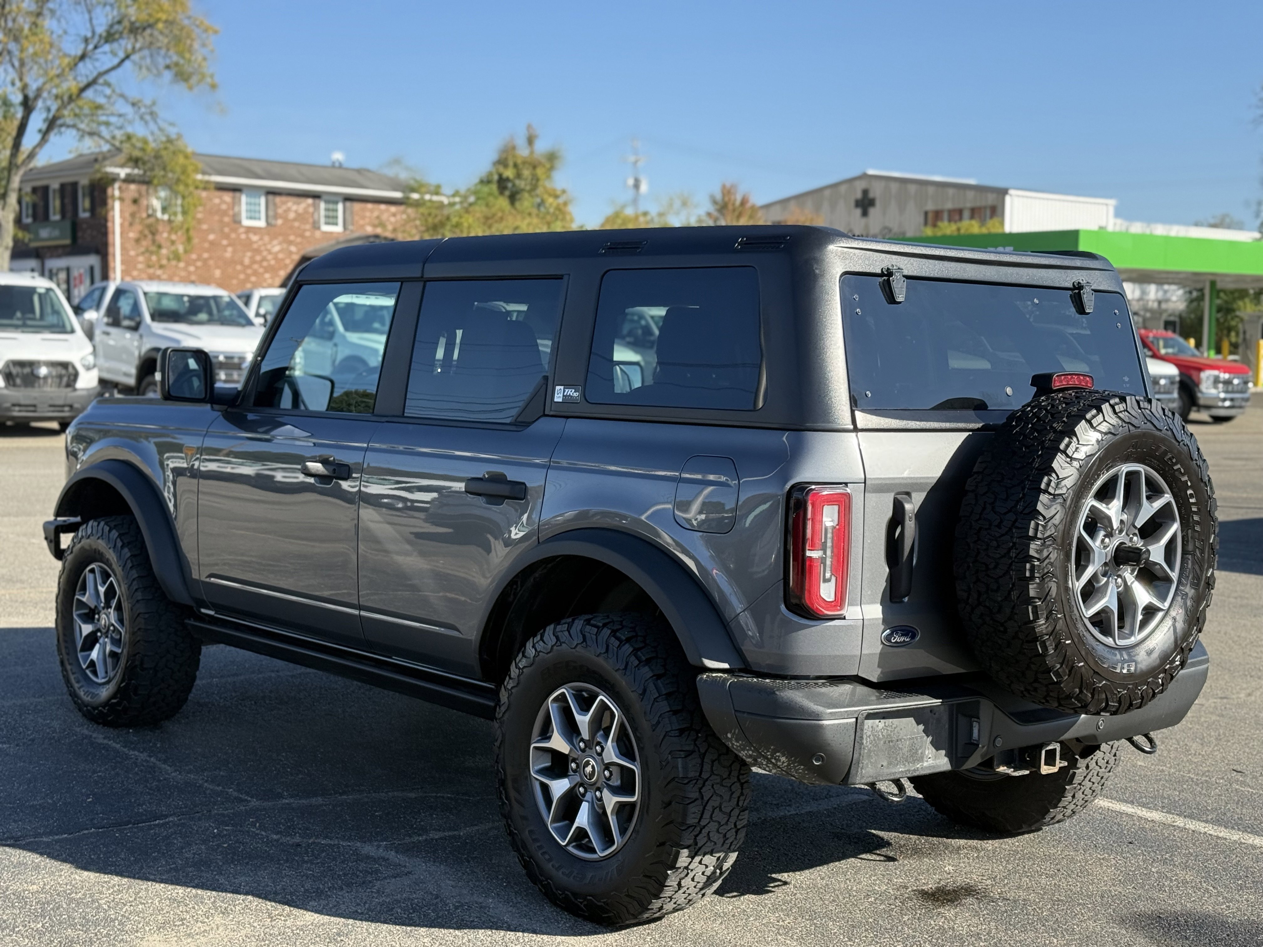 Certified 2022 Ford Bronco Badlands image 4