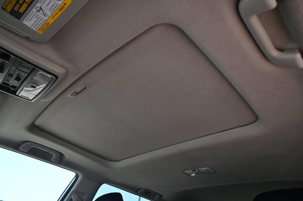 Used 2021 Toyota 4Runner SR5 Premium w/ Moonroof Package AWD/4WD image 21
