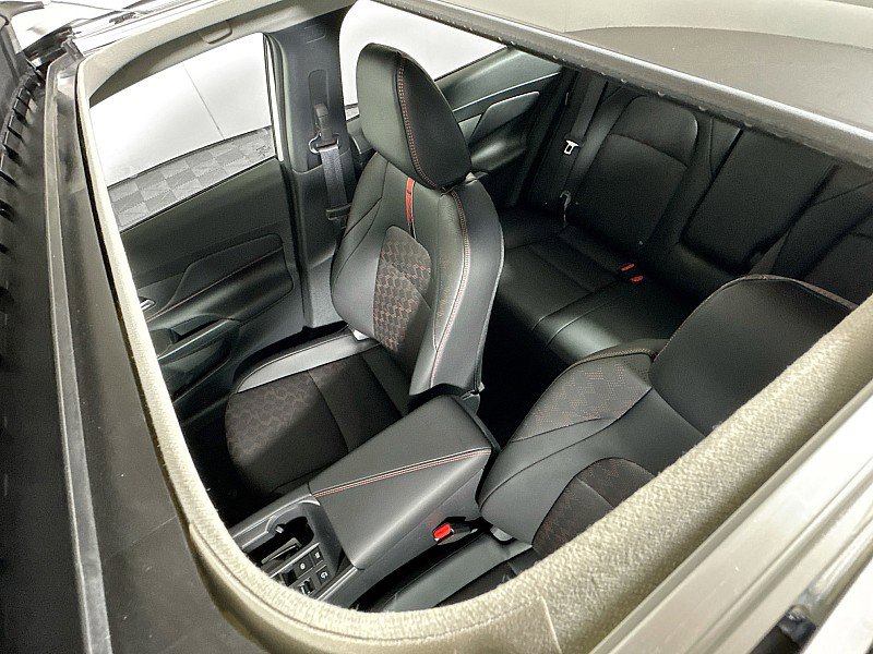 New 2026 Nissan Sentra SR w/ SR Premium Package FWD image 14
