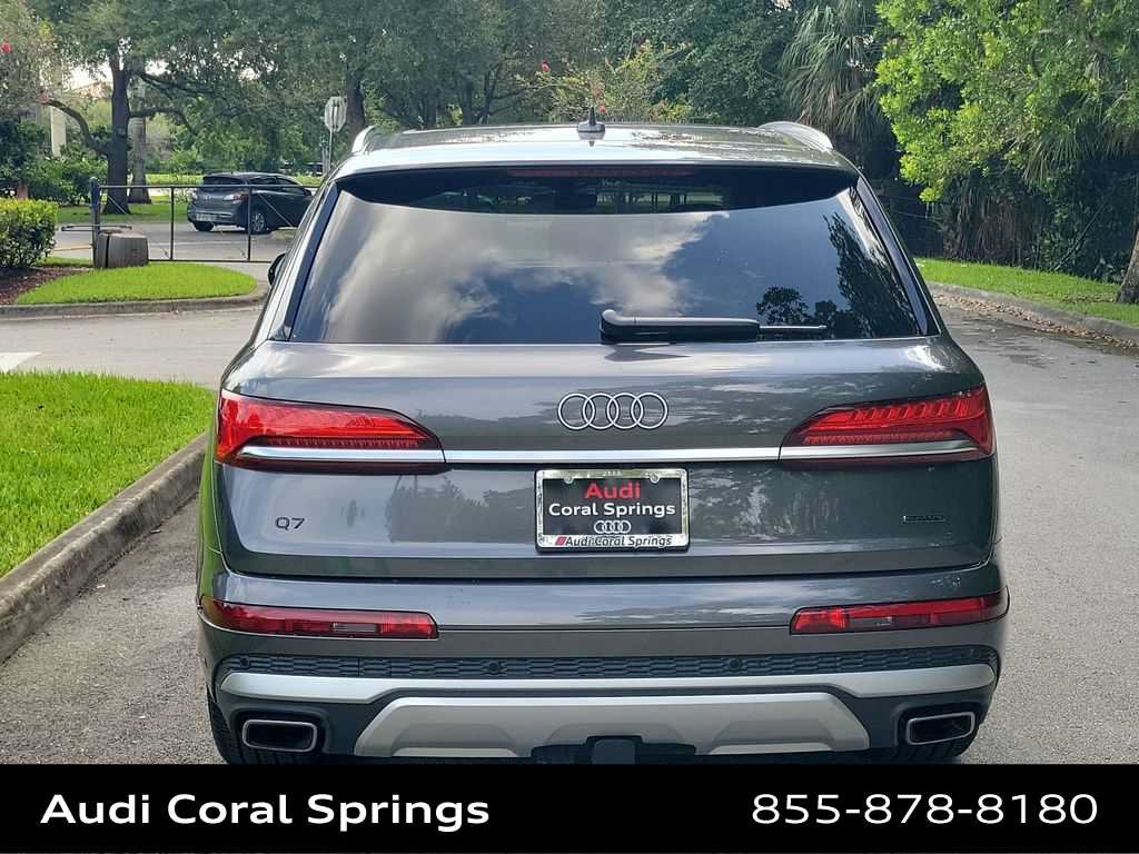 Certified 2025 Audi Q7 3.0T Premium Plus w/ Premium Plus Package AWD/4WD image 13