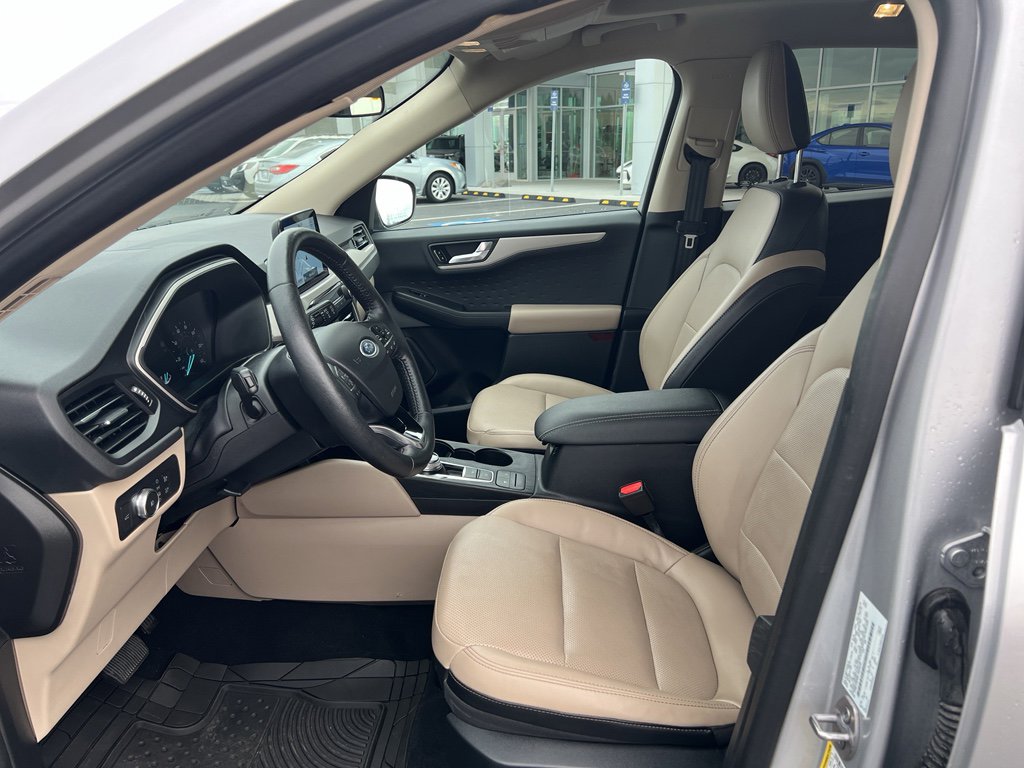 Used 2020 Ford Escape SEL image 19