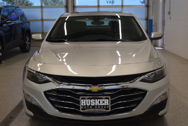 Used 2022 Chevrolet Malibu LT FWD image 3