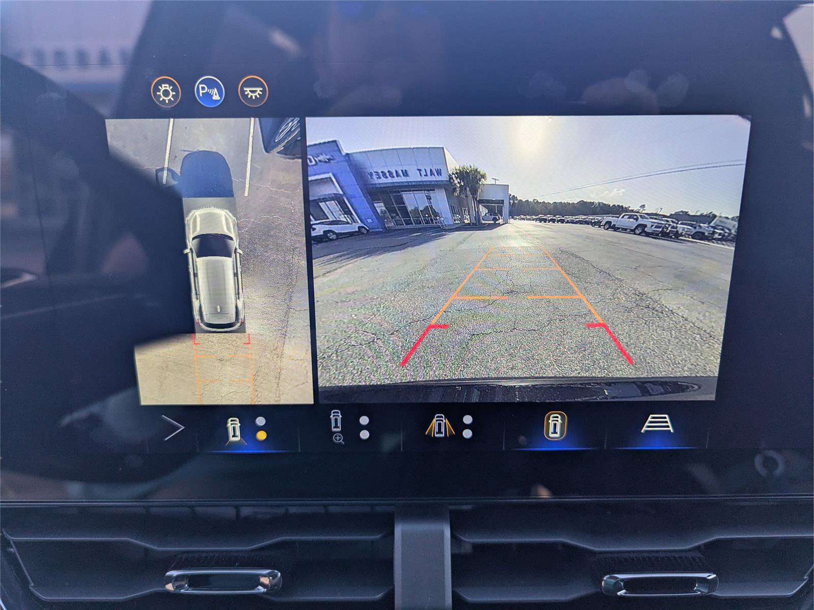 New 2026 Chevrolet Equinox RS w/ Safety and Technology Package image 14