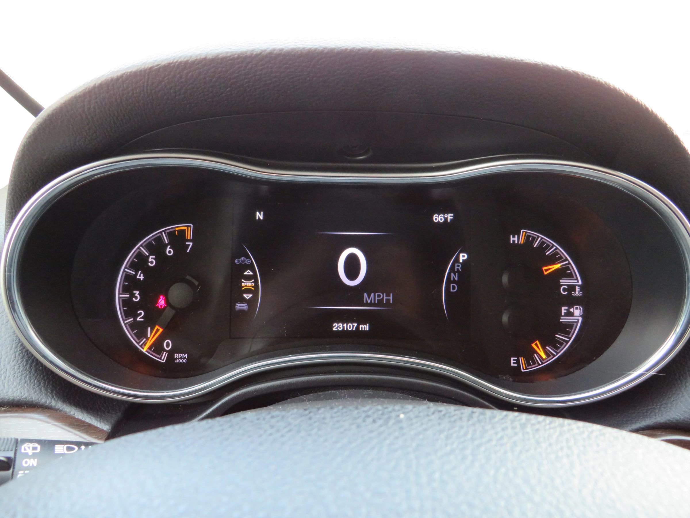 Used 2018 Jeep Grand Cherokee Limited image 14