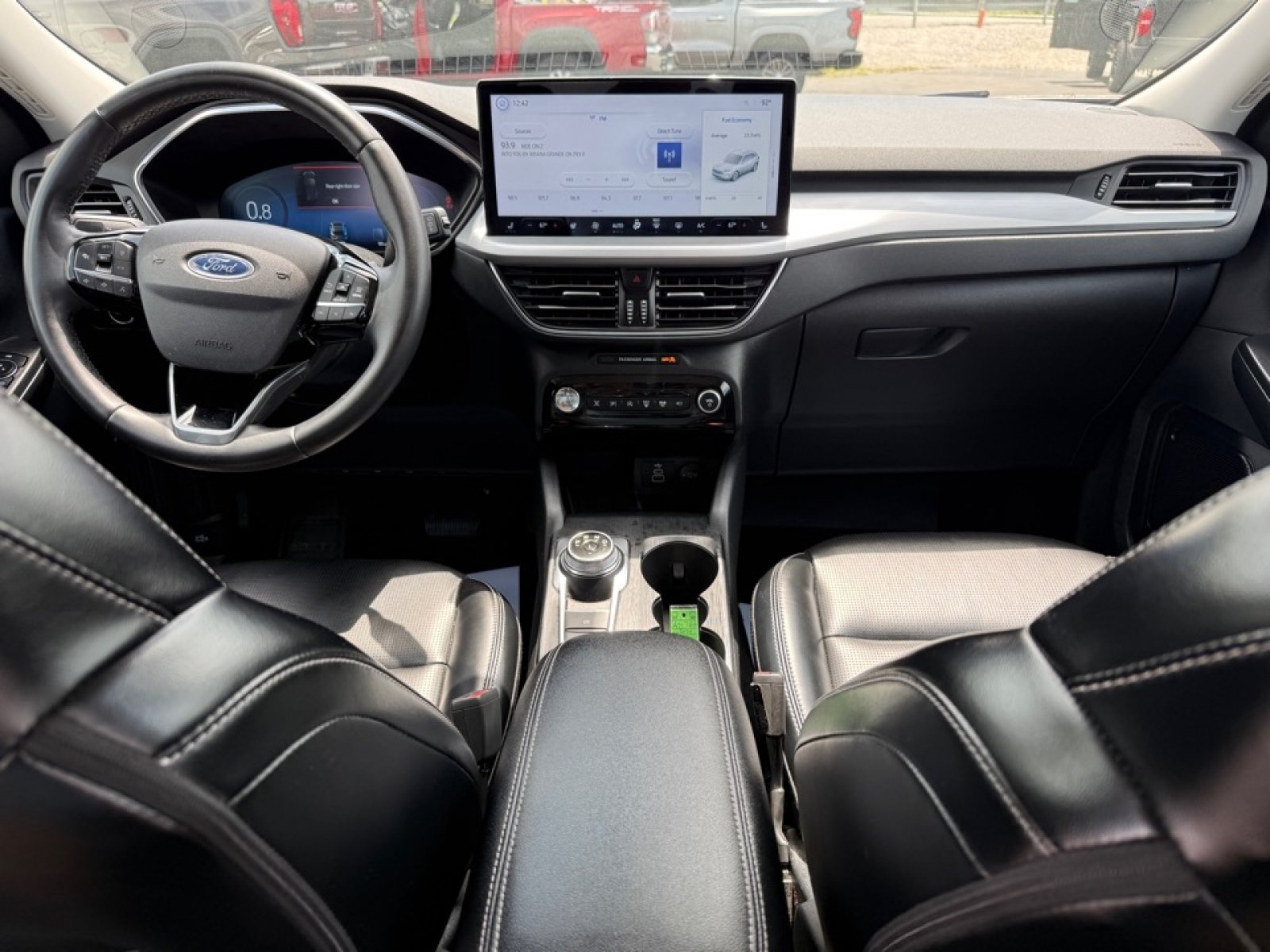 Used 2024 Ford Escape Platinum AWD/4WD image 10