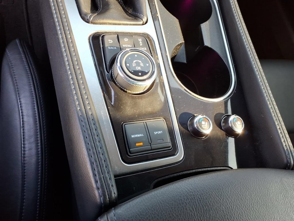 Used 2016 Nissan Maxima SR w/ Interior Lighting Package FWD image 14
