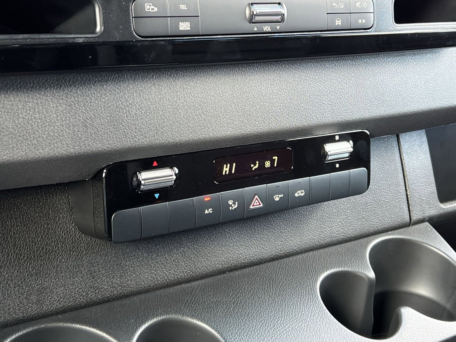 New 2026 Mercedes-Benz Sprinter 2500 image 19