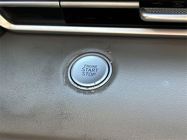 Used 2022 Hyundai Elantra SEL w/ Cargo Package image 15