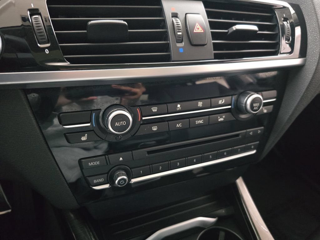 Used 2016 BMW X3 xDrive28i AWD/4WD image 25