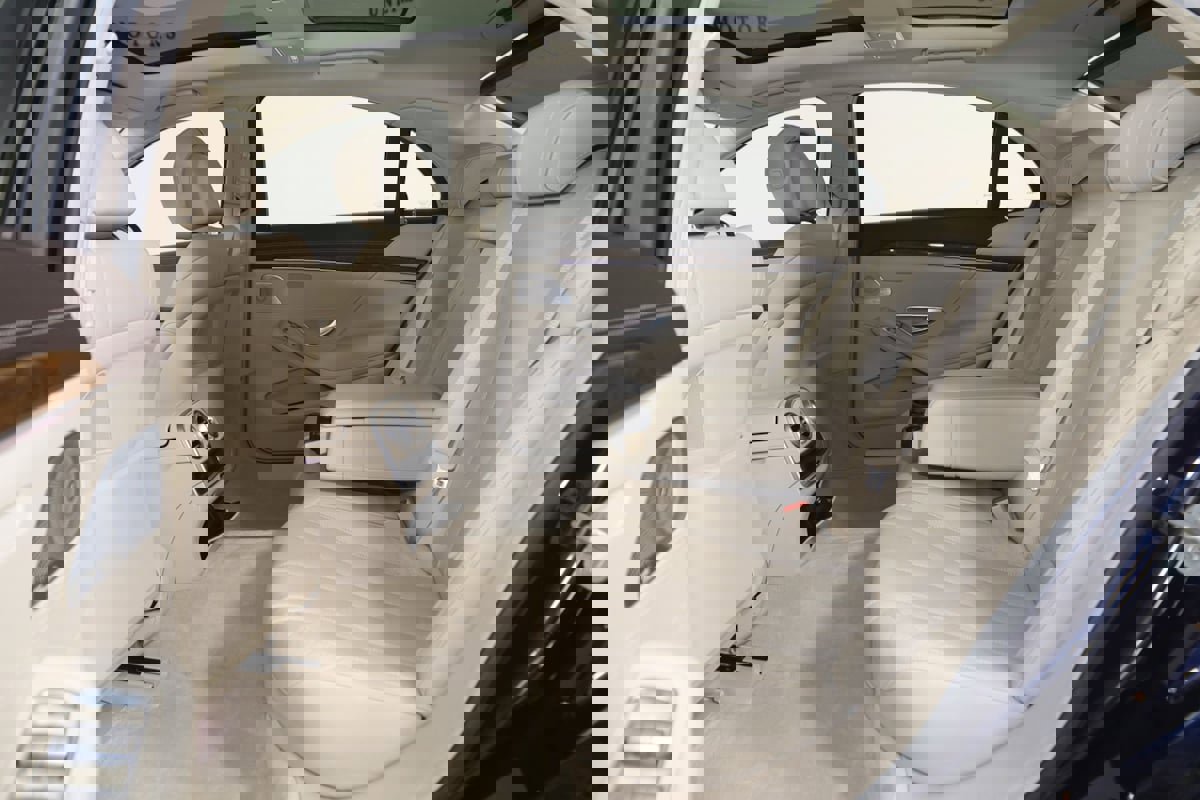 Used 2015 Mercedes-Benz S 550 4MATIC Sedan image 73