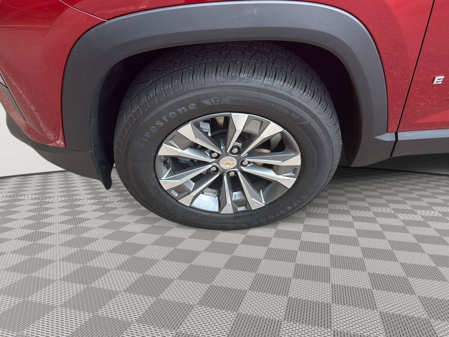 Used 2025 Chevrolet Equinox LT w/ Convenience Package II FWD image 13