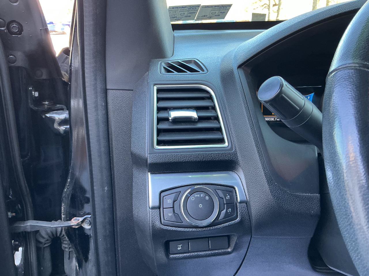 Used 2018 Ford Explorer Limited AWD/4WD image 14