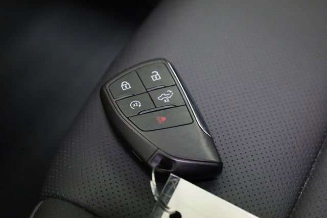 Used 2025 Chevrolet Silverado 3500 LTZ w/ LTZ Convenience Package image 31