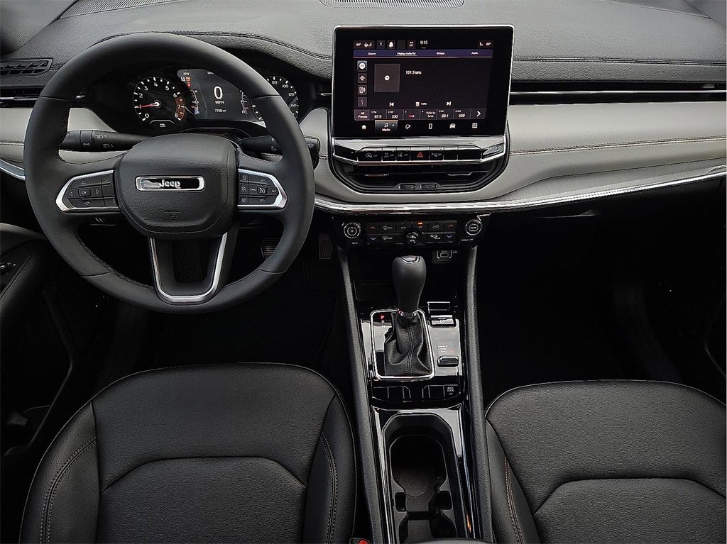 Used 2024 Jeep Compass Limited w/ Sun and Sound Group image 10