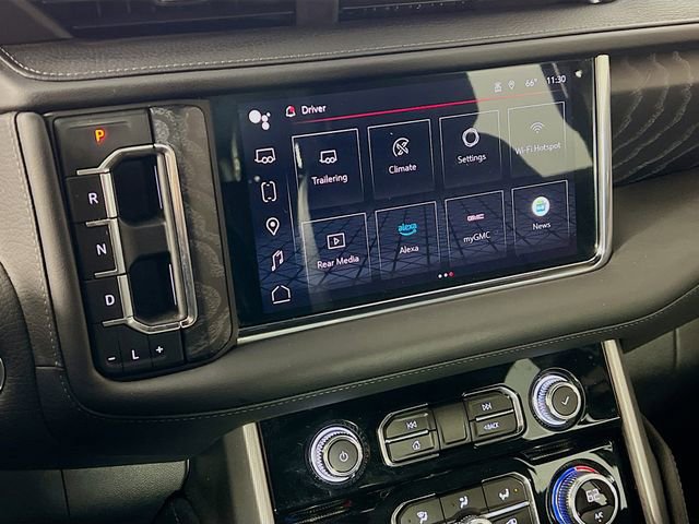 Used 2023 GMC Yukon Denali w/ Denali Reserve Package image 17