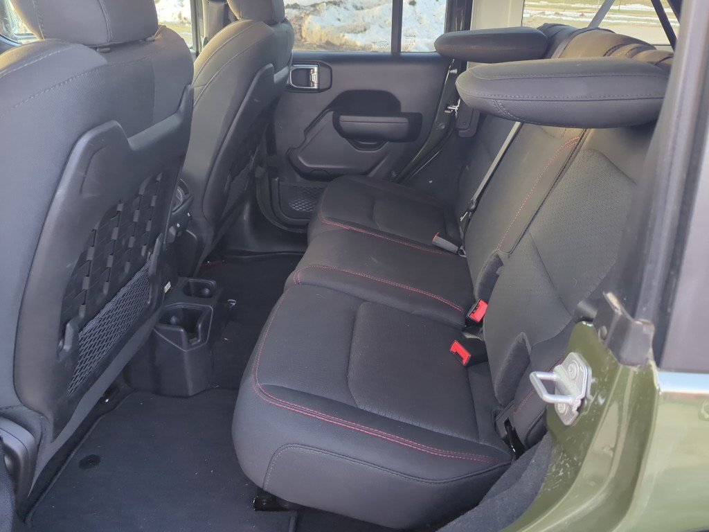 Used 2022 Jeep Wrangler Unlimited Rubicon w/ Xtreme Recon 35" Tire Package image 12