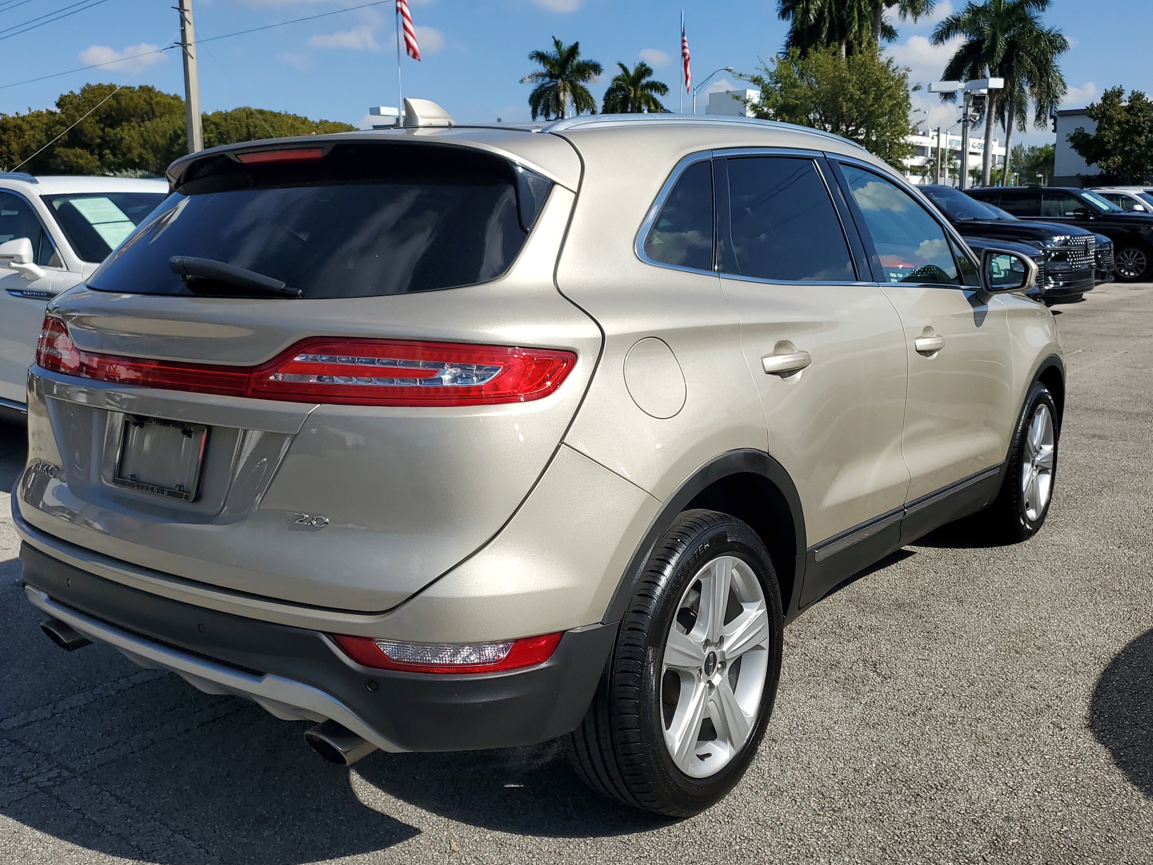 Used 2017 Lincoln MKC Premiere image 6