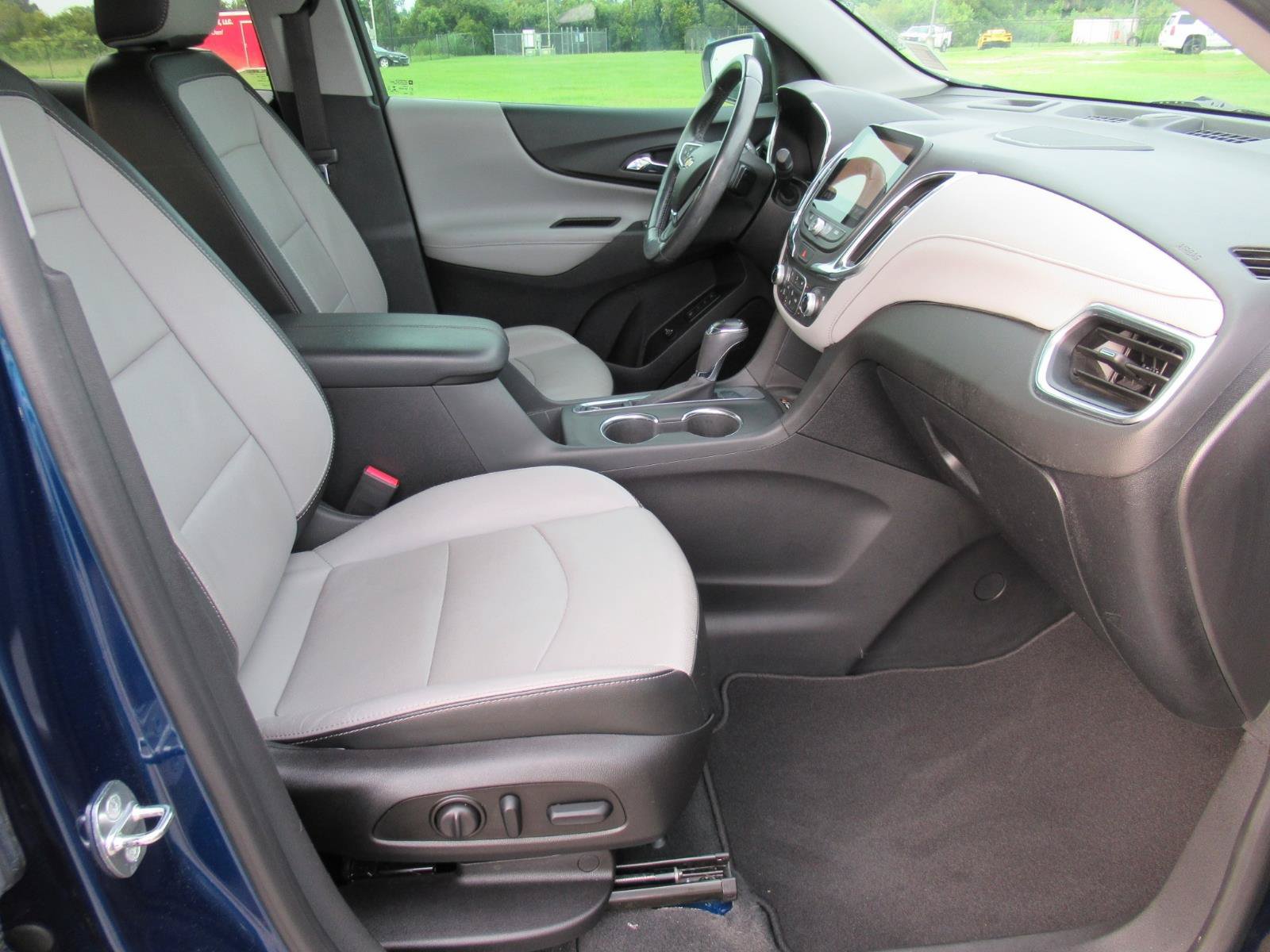 Used 2019 Chevrolet Equinox Premier FWD image 10