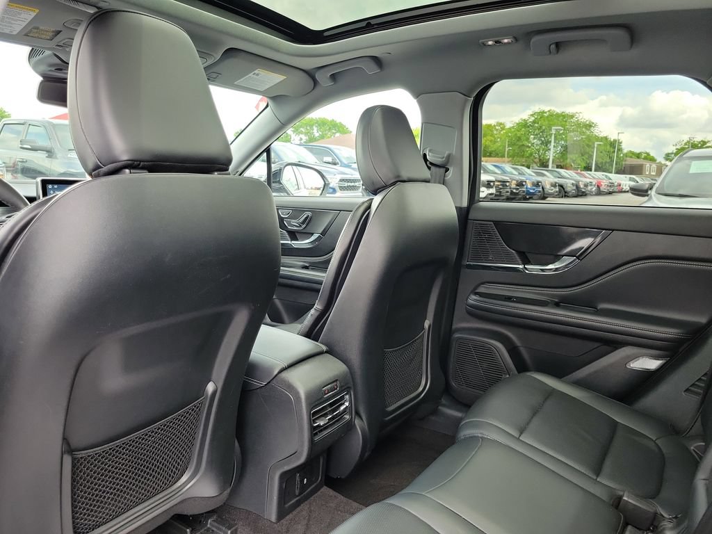 Certified 2022 Lincoln Corsair AWD w/ Premium Package image 16