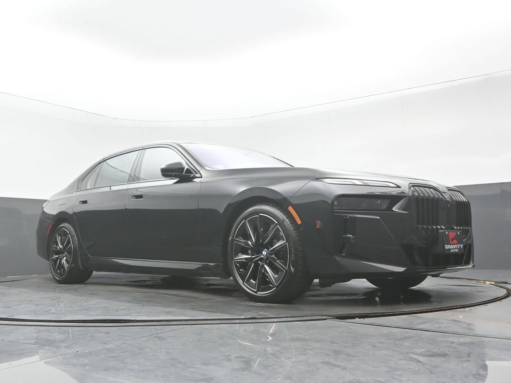 Used 2023 BMW i7 xDrive60 AWD/4WD image 31