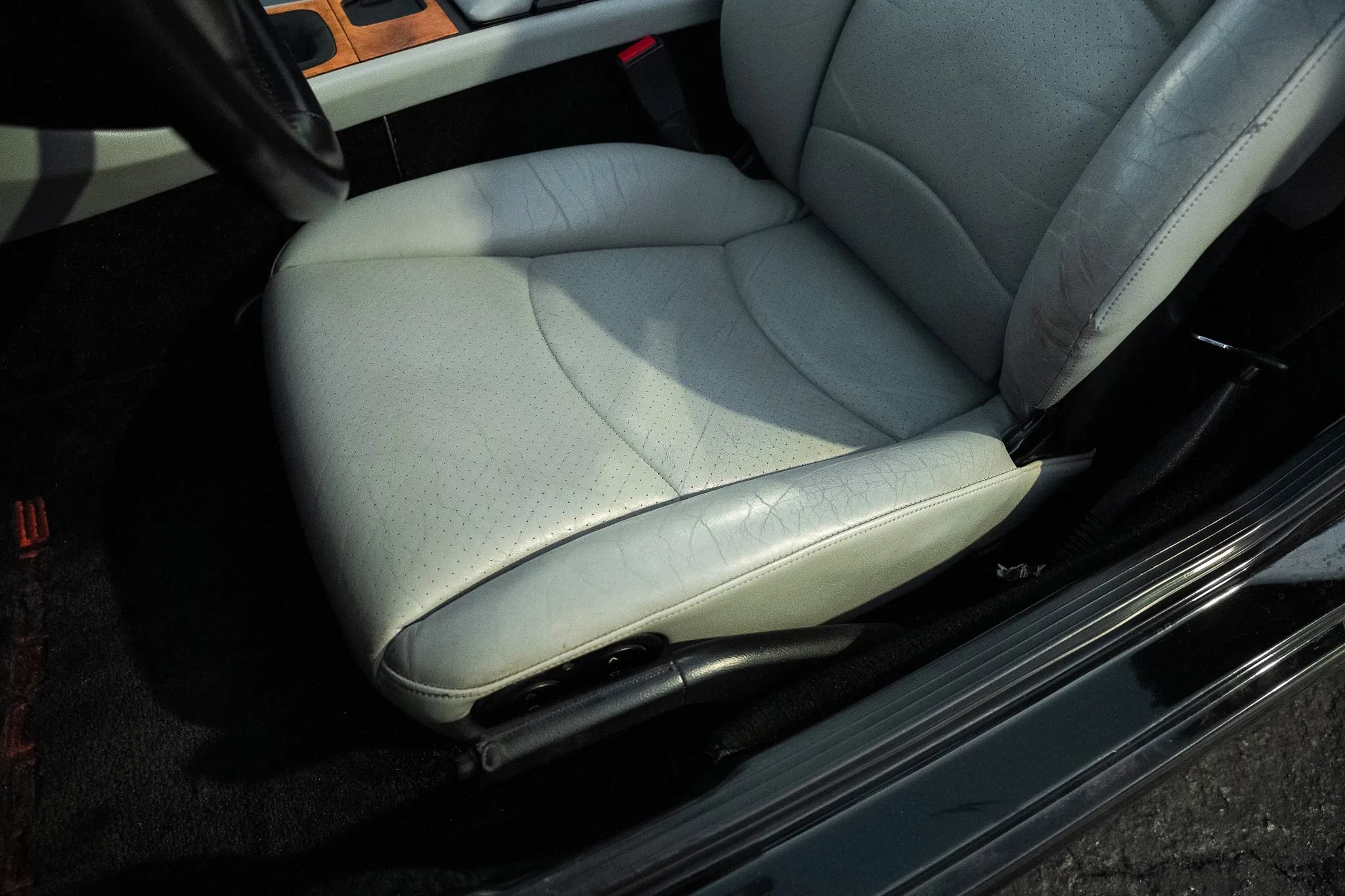 Used 1995 Porsche 968 Cabriolet RWD image 20