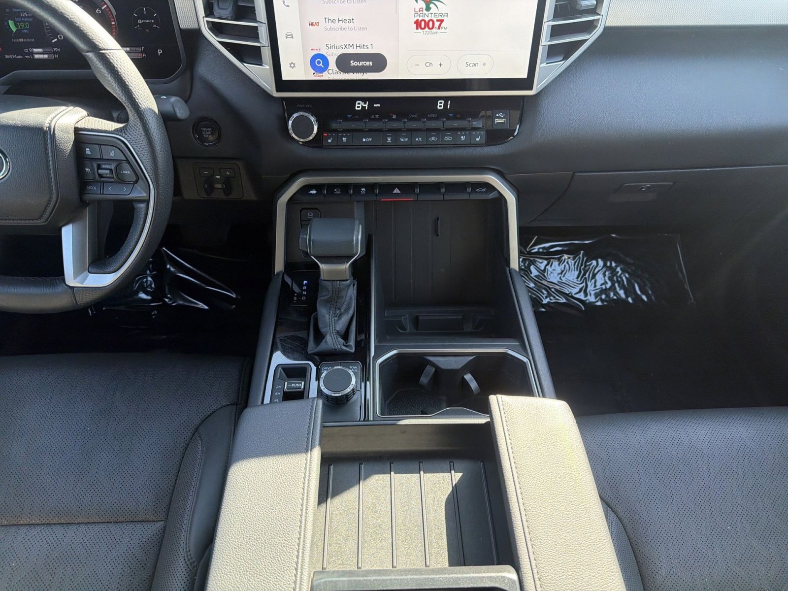 Used 2025 Toyota Tundra Limited image 22