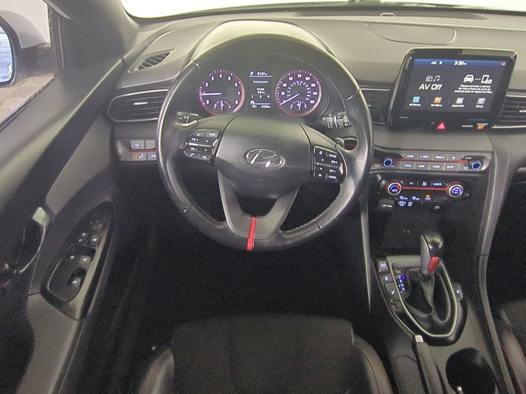 Used 2020 Hyundai Veloster 2.0 Premium FWD image 17