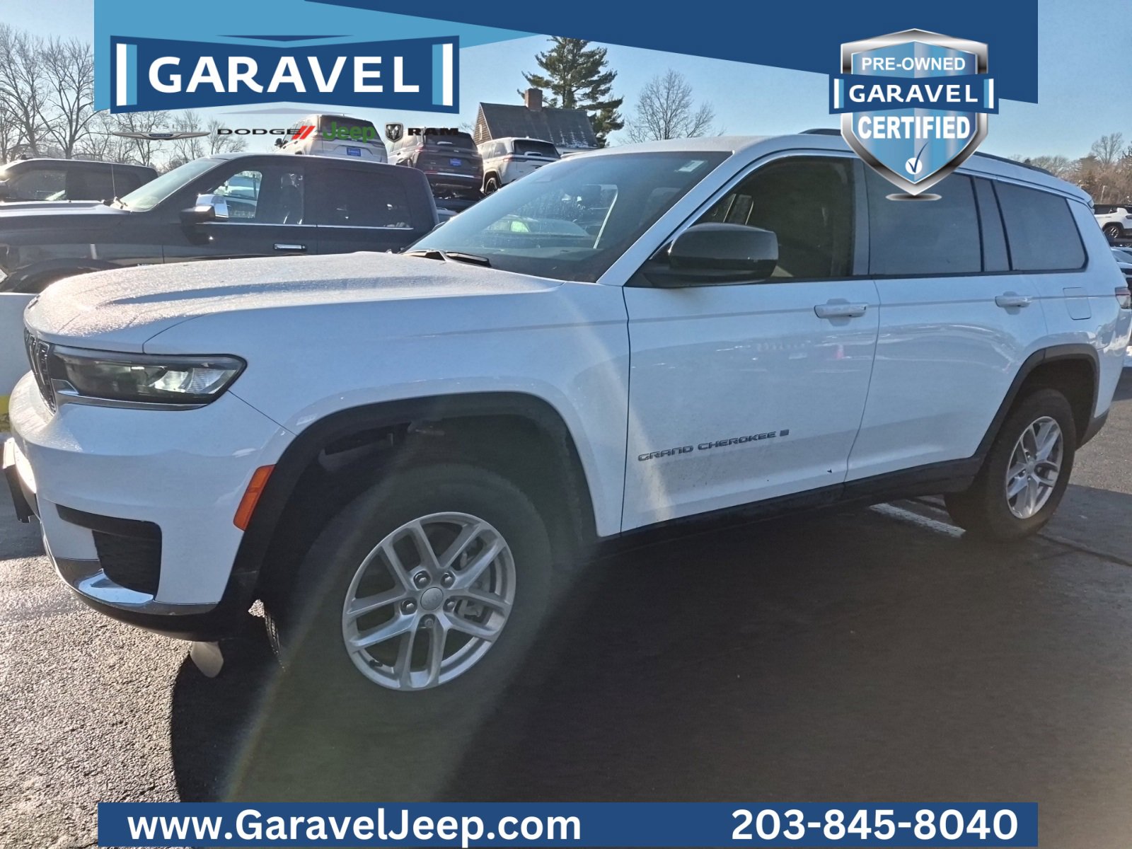 Used 2024 Jeep Grand Cherokee L Laredo image 9