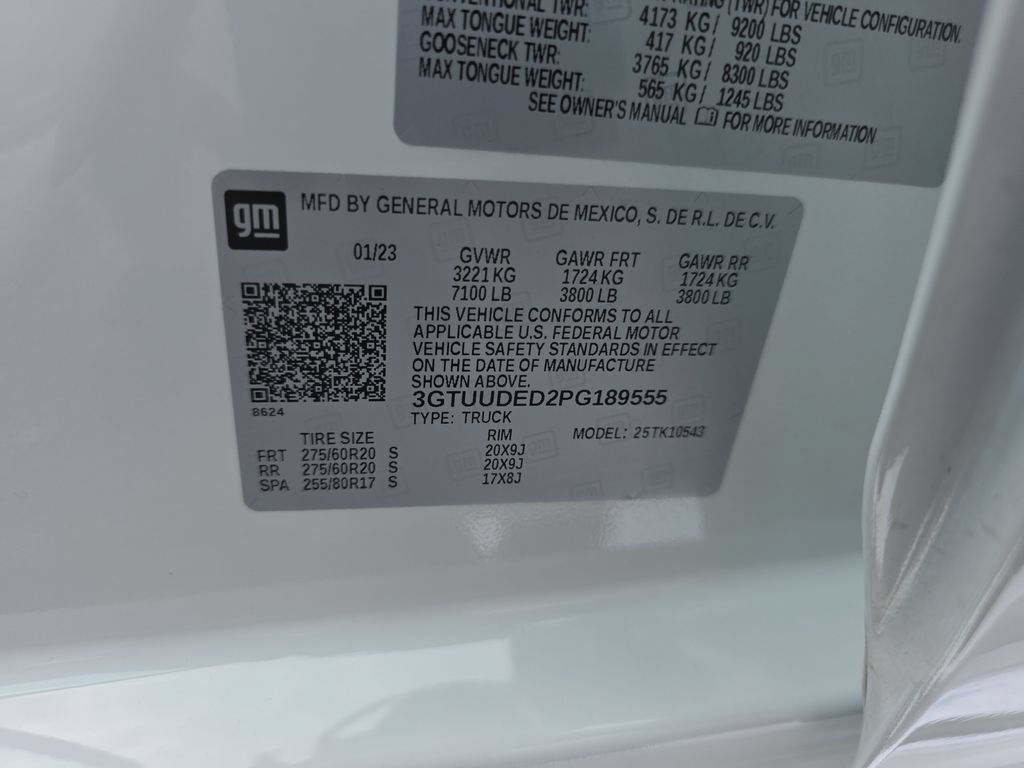 Used 2023 GMC Sierra 1500 SLT AWD/4WD image 37