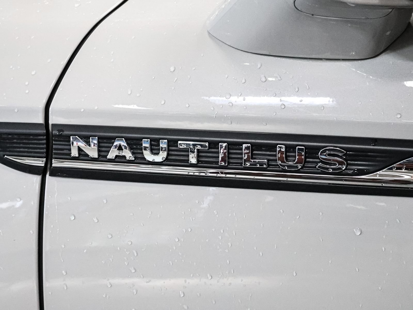 Used 2022 Lincoln Nautilus Reserve AWD/4WD image 19
