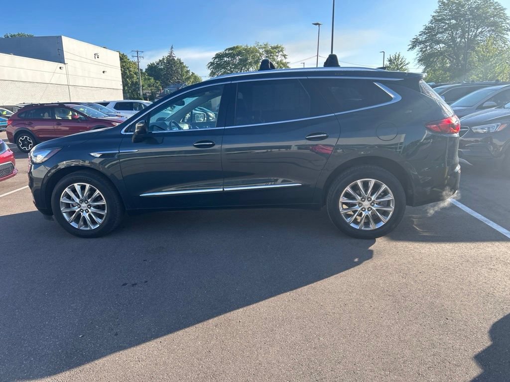 Used 2019 Buick Enclave Premium w/ Experience Buick Package AWD/4WD image 8