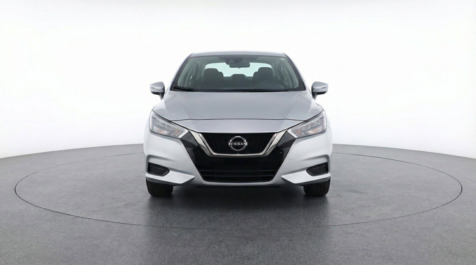 Used 2025 Nissan Versa SV FWD image 2